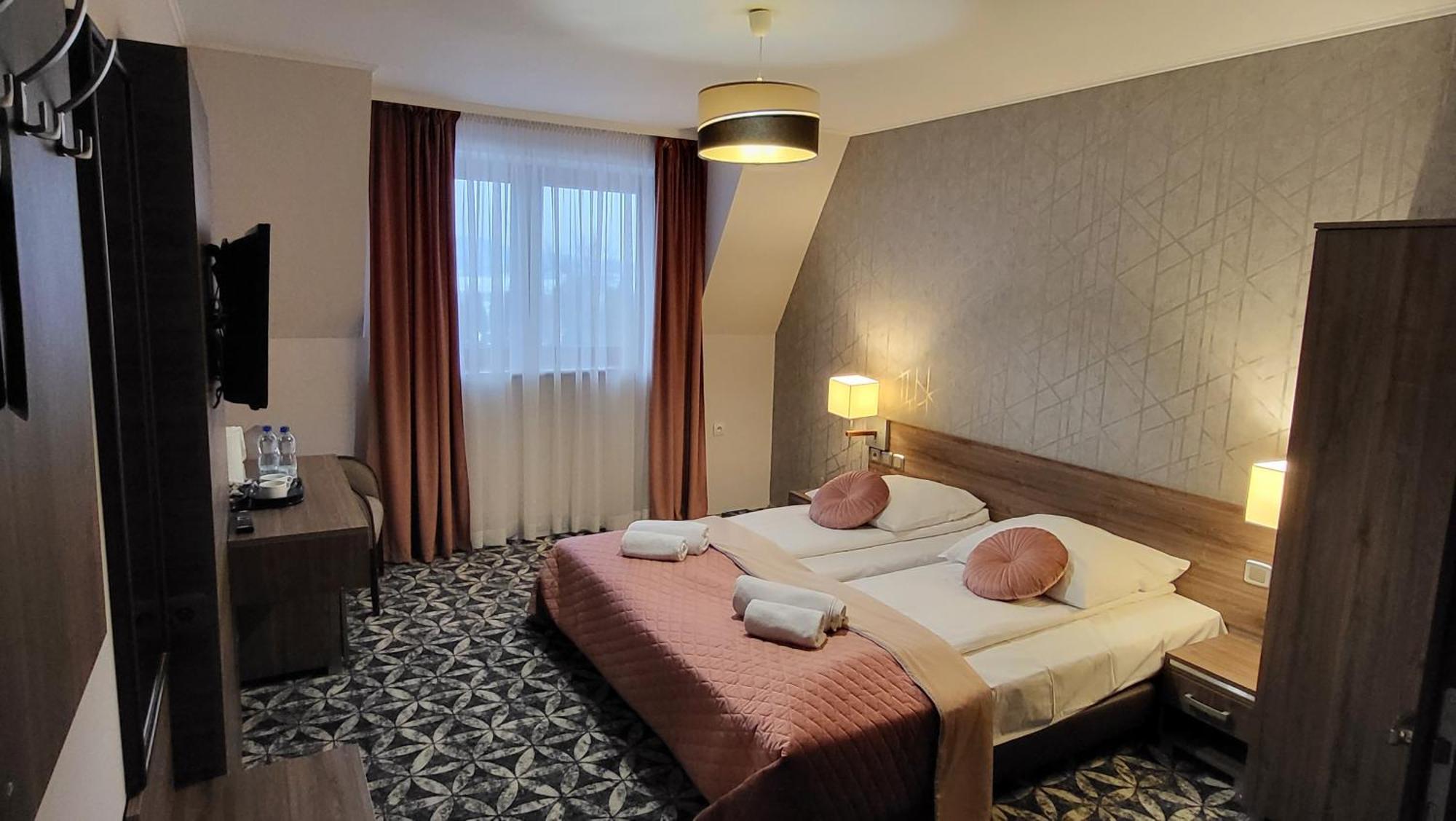 Hotel Zakliki คราคูฟ ภายนอก รูปภาพ