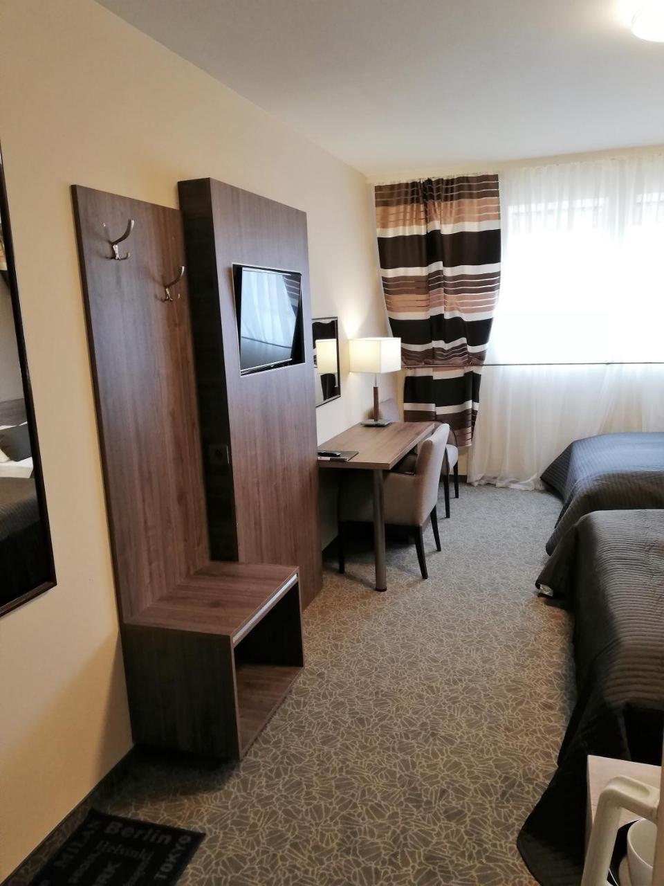 Hotel Zakliki คราคูฟ ภายนอก รูปภาพ